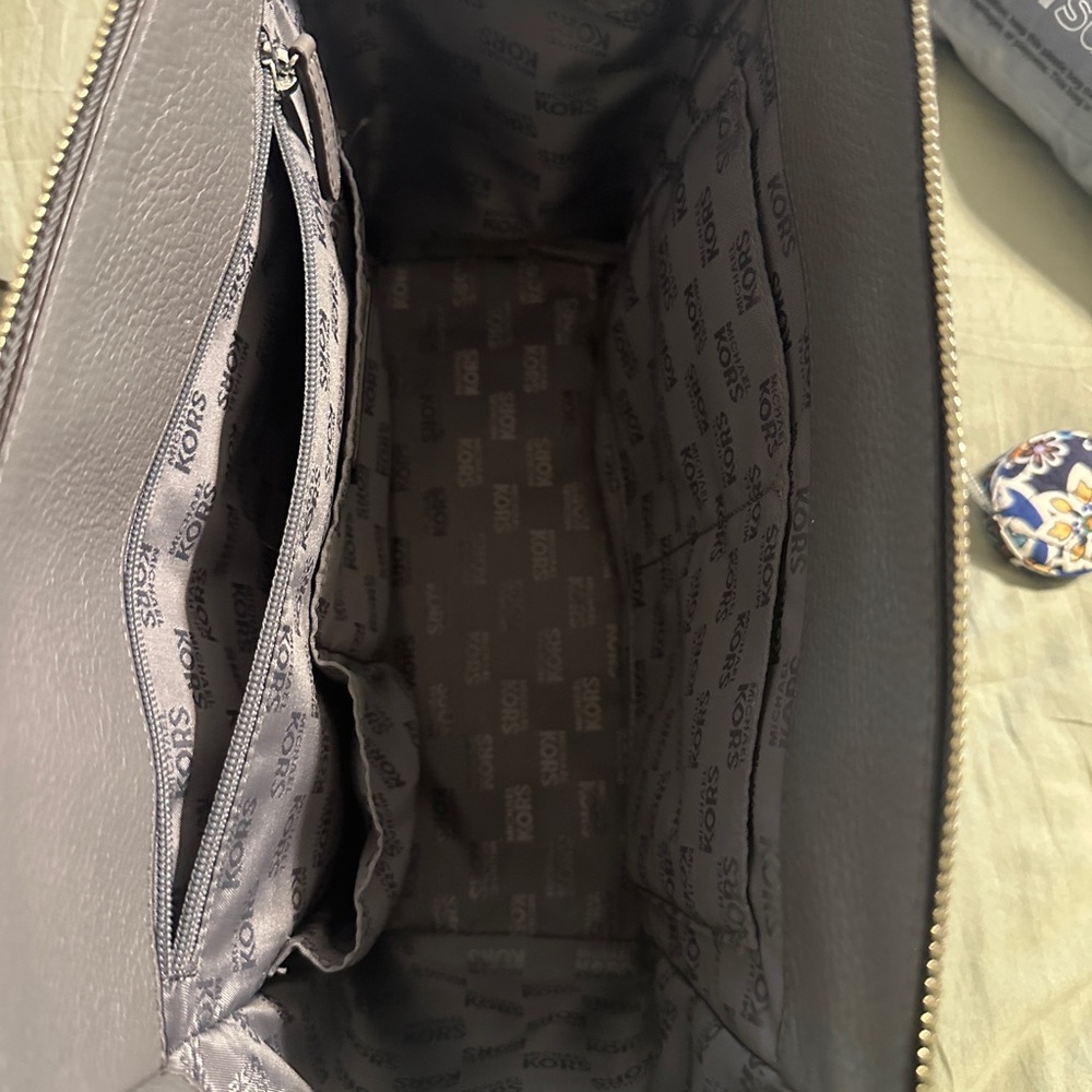Michael Kors satchel. - Picture 8 of 14